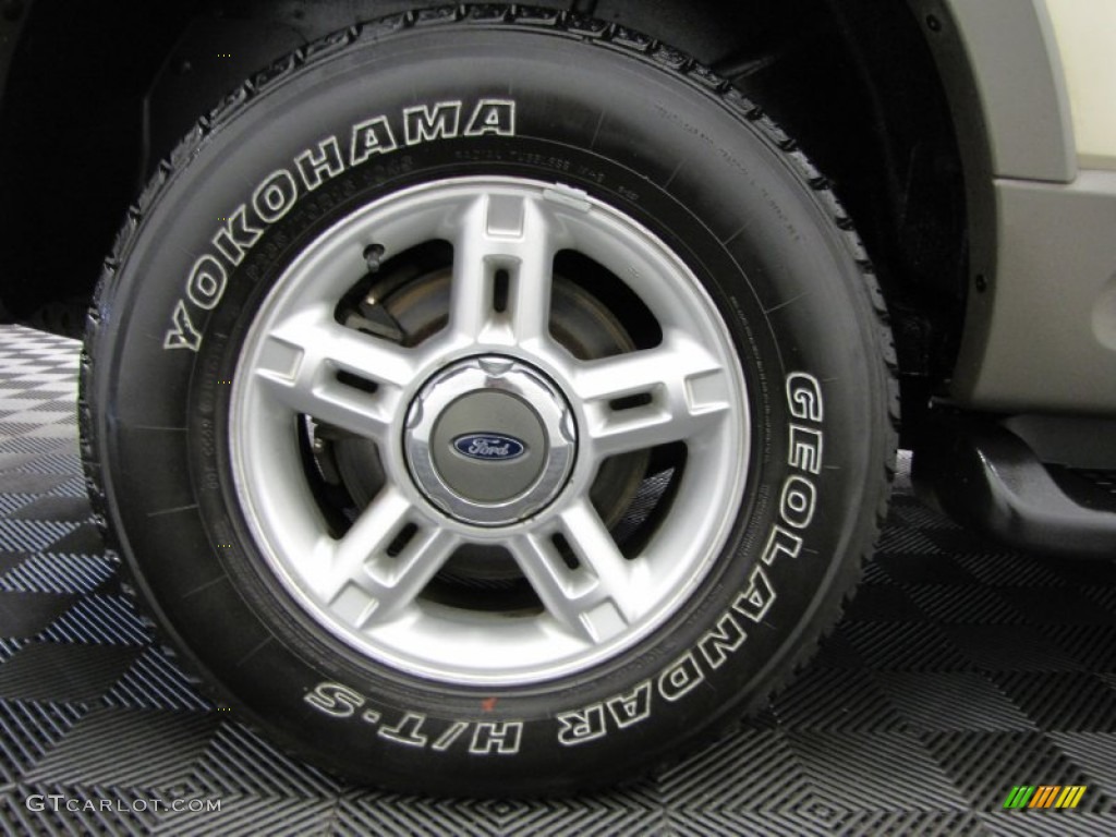 2002 Explorer XLT 4x4 - Harvest Gold Metallic / Medium Parchment photo #31