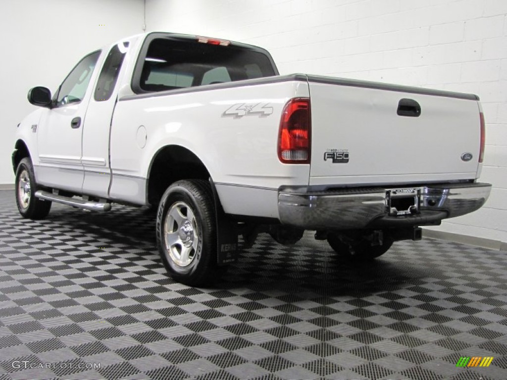 2004 F150 XLT Heritage SuperCab 4x4 - Oxford White / Heritage Graphite Grey photo #2
