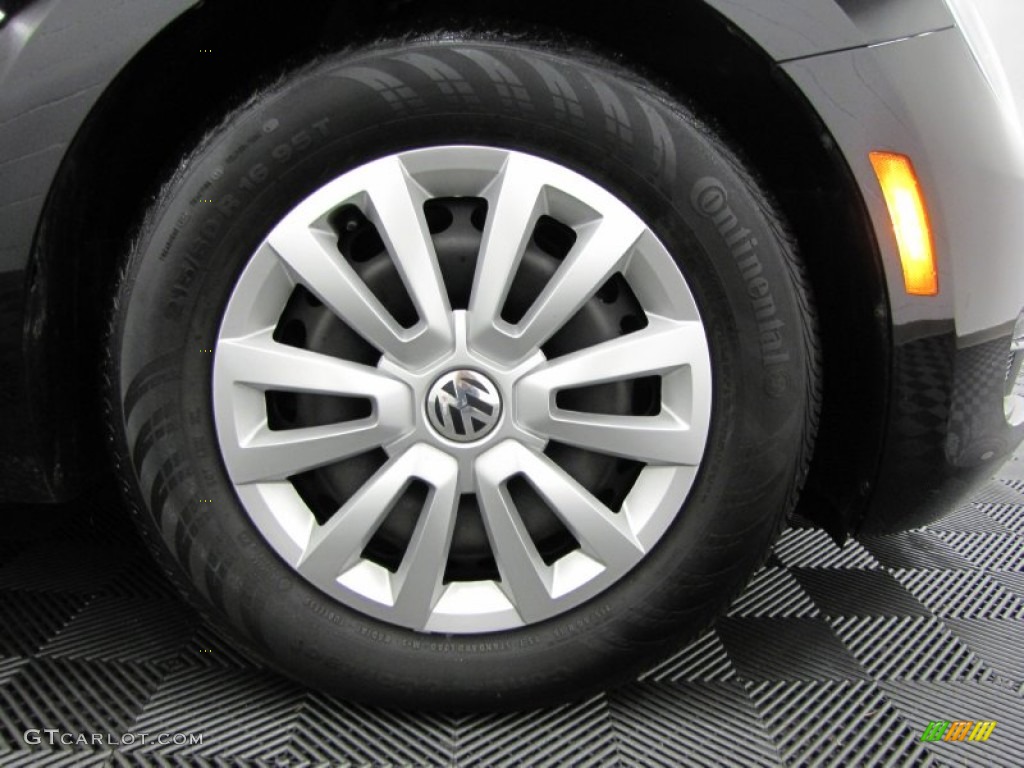 2012 Volkswagen Beetle 2.5L Wheel Photo #74013914
