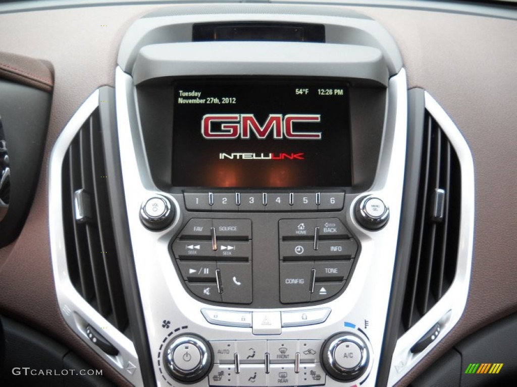 2012 GMC Terrain SLT Controls Photo #74014656