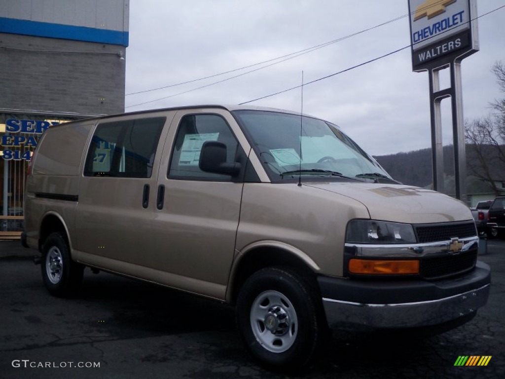 2013 Express 2500 Cargo Van - Sandstone Metallic / Neutral photo #3
