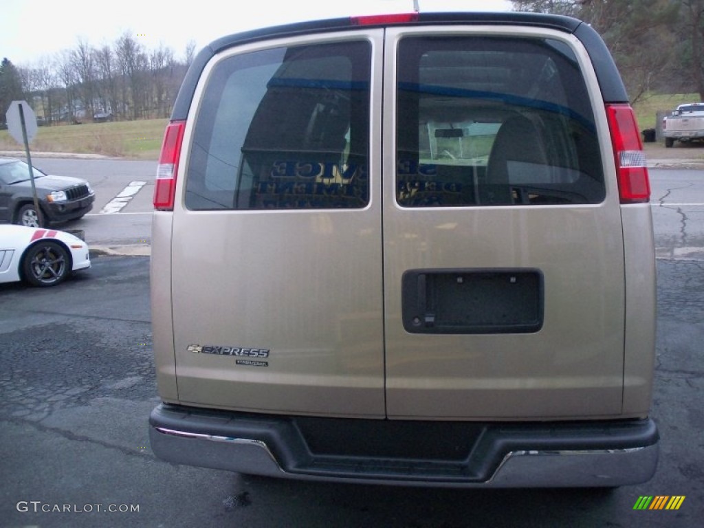 2013 Express 2500 Cargo Van - Sandstone Metallic / Neutral photo #6
