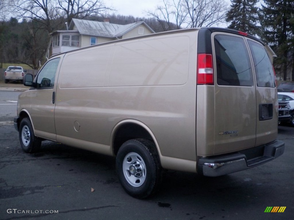 2013 Express 2500 Cargo Van - Sandstone Metallic / Neutral photo #7