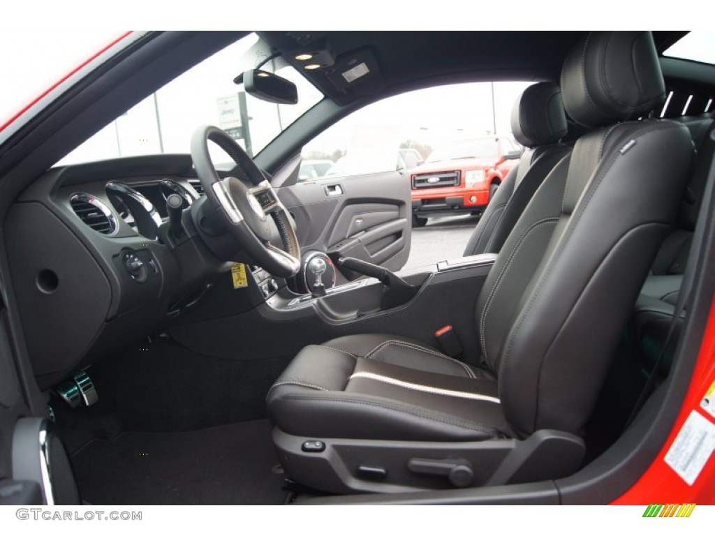 Charcoal Black/Cashmere Accent Interior 2013 Ford Mustang GT Premium Coupe Photo #74014854
