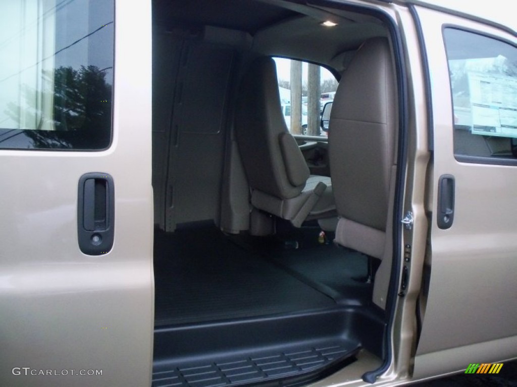 2013 Express 2500 Cargo Van - Sandstone Metallic / Neutral photo #13