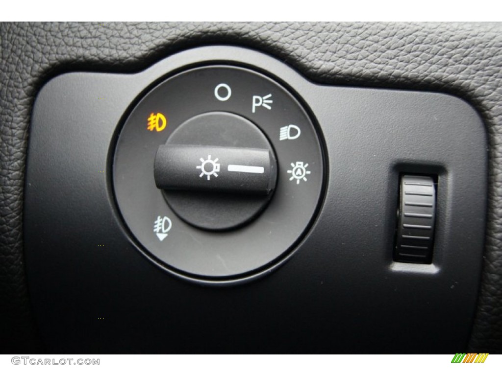 2013 Ford Mustang GT Premium Coupe Controls Photo #74015104