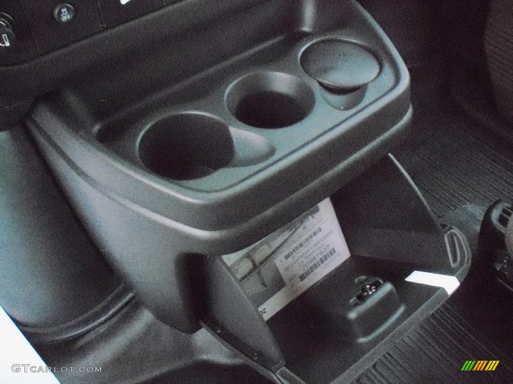 2013 Express 2500 Cargo Van - Sandstone Metallic / Neutral photo #21