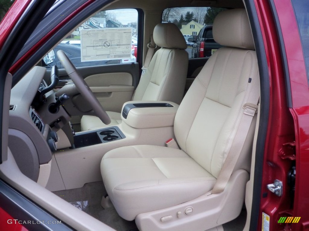 2013 Chevrolet Suburban 2500 LT Front Seat Photo #74015905