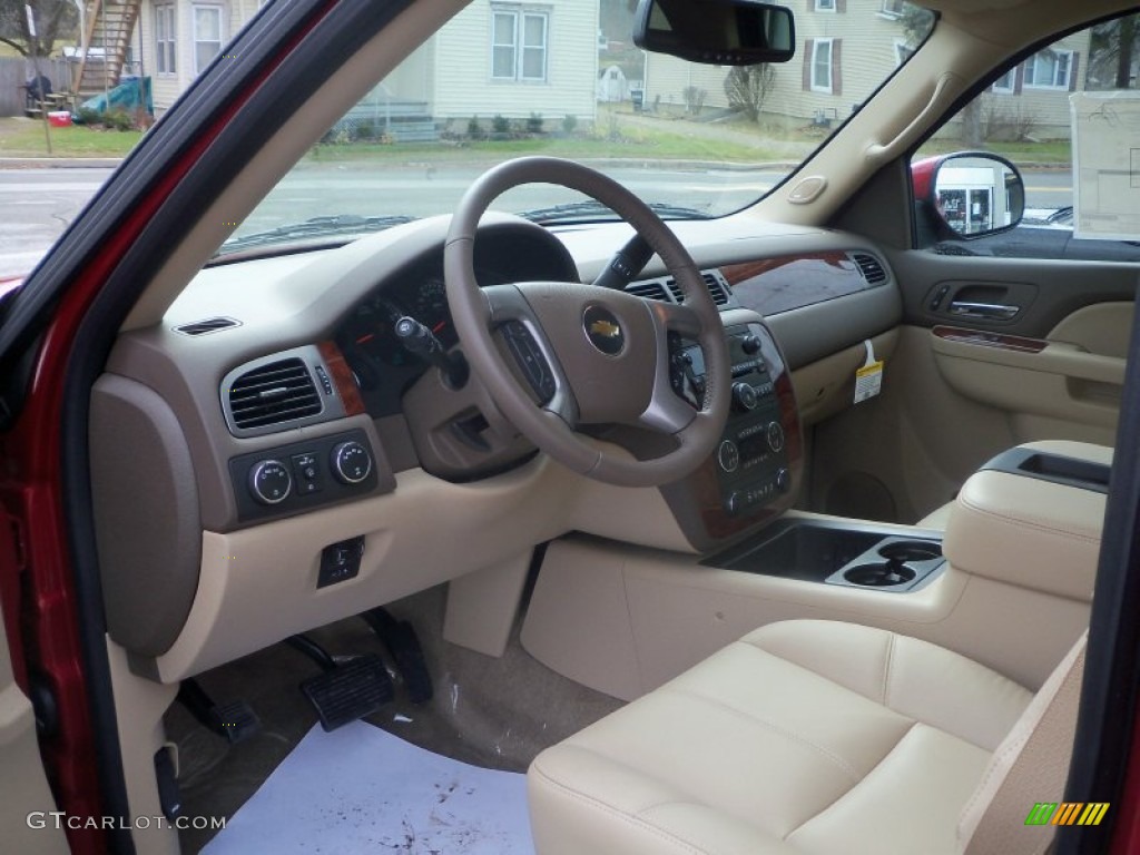 2013 Chevrolet Suburban 2500 LT Interior Color Photos