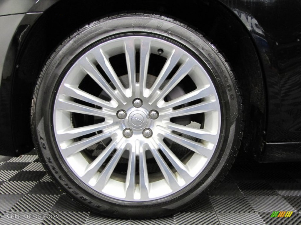 2011 Chrysler 300 Limited Wheel Photo #74016123