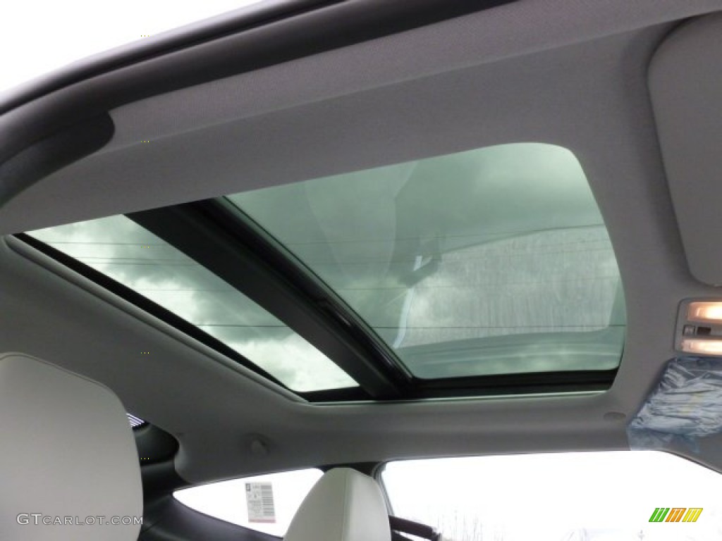 2012 Hyundai Veloster Standard Veloster Model Sunroof Photo #74020014