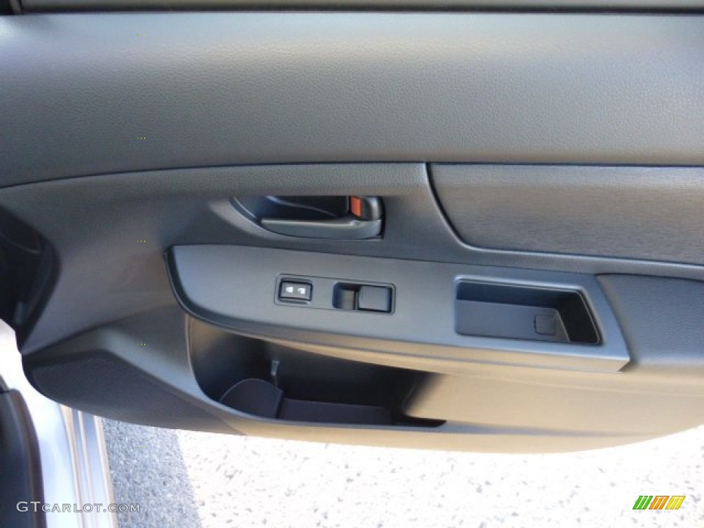 2013 Subaru Impreza 2.0i 5 Door Door Panel Photos