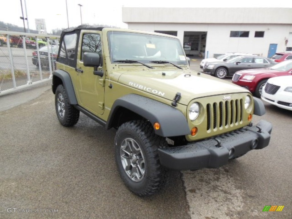 2013 Wrangler Rubicon 4x4 - Commando Green / Black photo #4