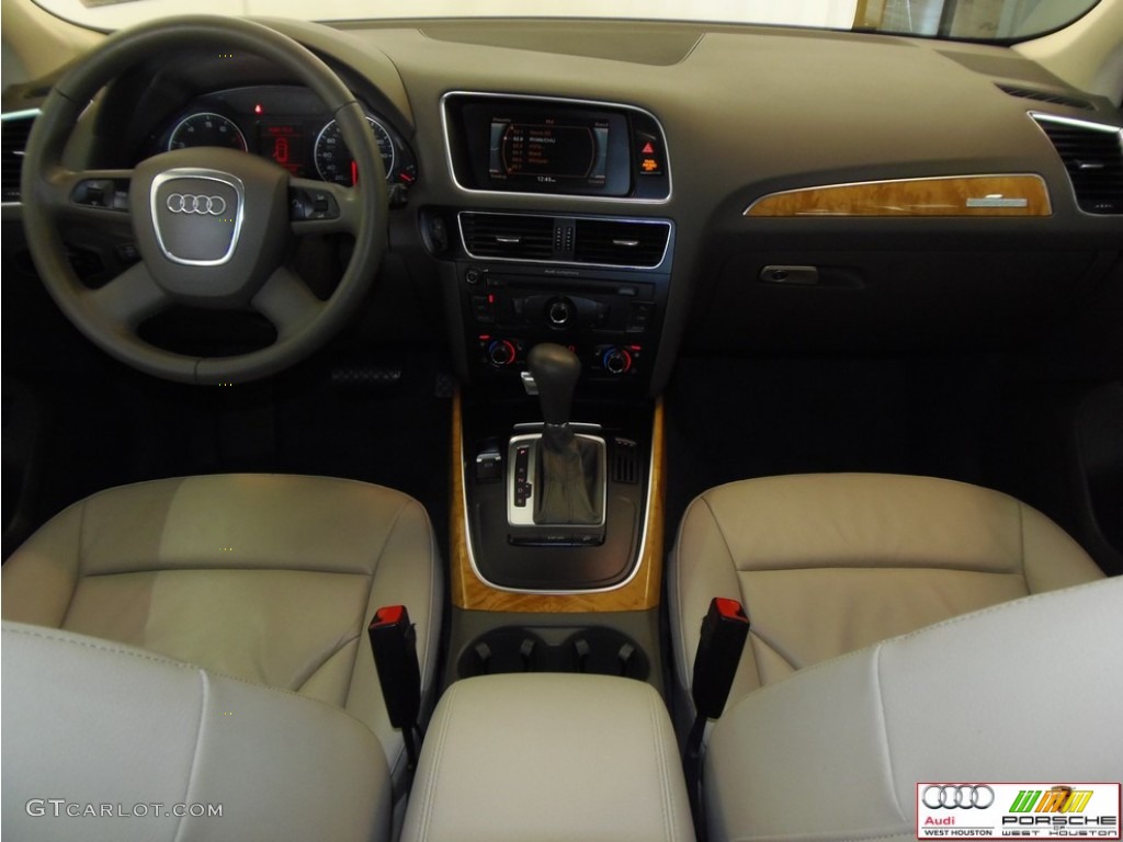 2009 Q5 3.2 Premium quattro - Ibis White / Cardamom Beige photo #13