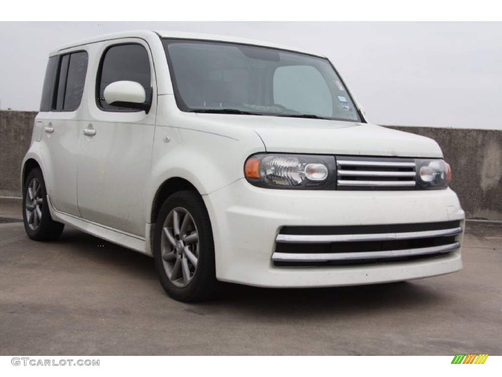 White Pearl 2010 Nissan Cube Krom Edition Exterior Photo #74021895