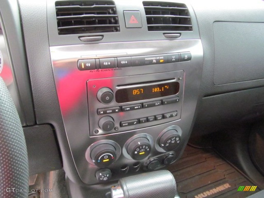 2007 Hummer H3 X Controls Photo #74022666