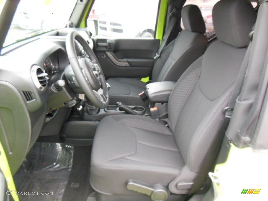 2013 Jeep Wrangler Sport 4x4 Front Seat Photo #74023086