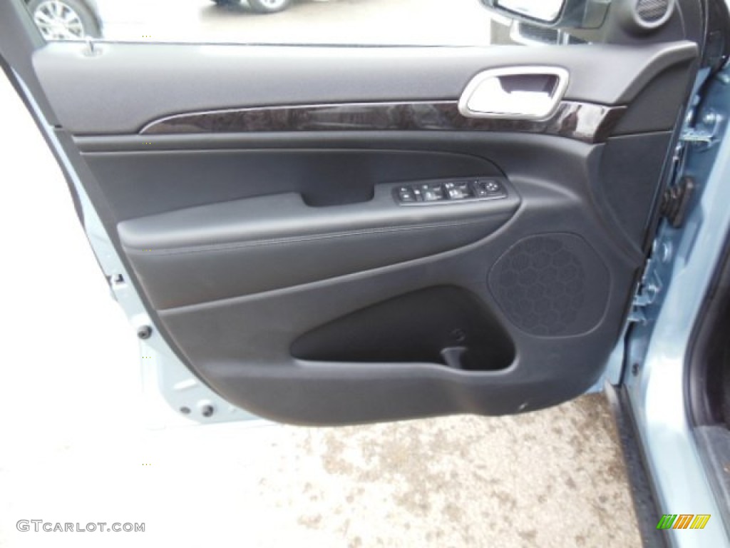 2013 Grand Cherokee Laredo 4x4 - Winter Chill Pearl / Black photo #12