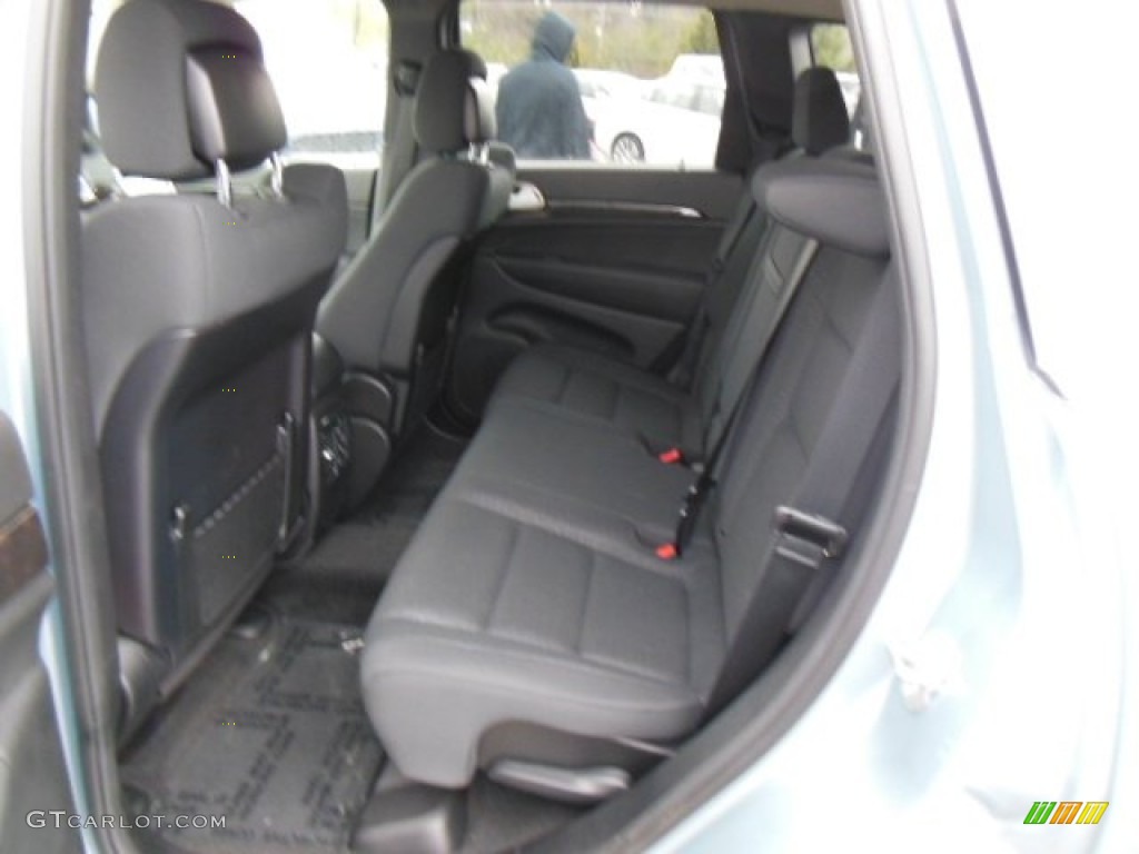 2013 Grand Cherokee Laredo 4x4 - Winter Chill Pearl / Black photo #13