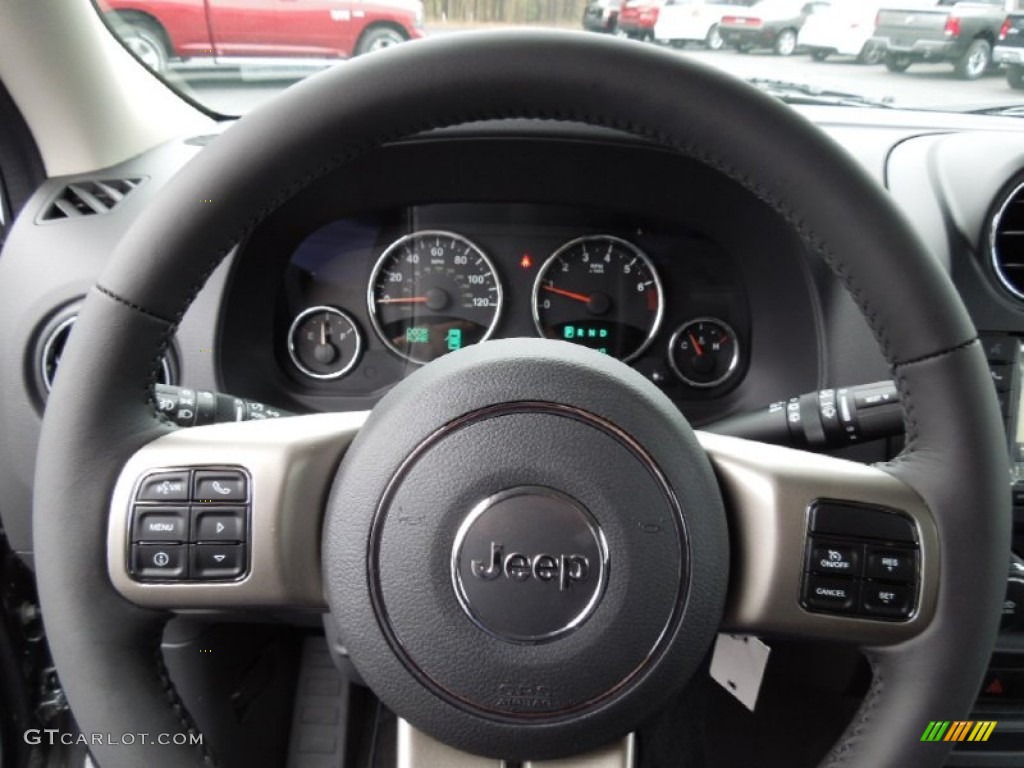 2013 Jeep Patriot Limited Dark Slate Gray Steering Wheel Photo #74027508