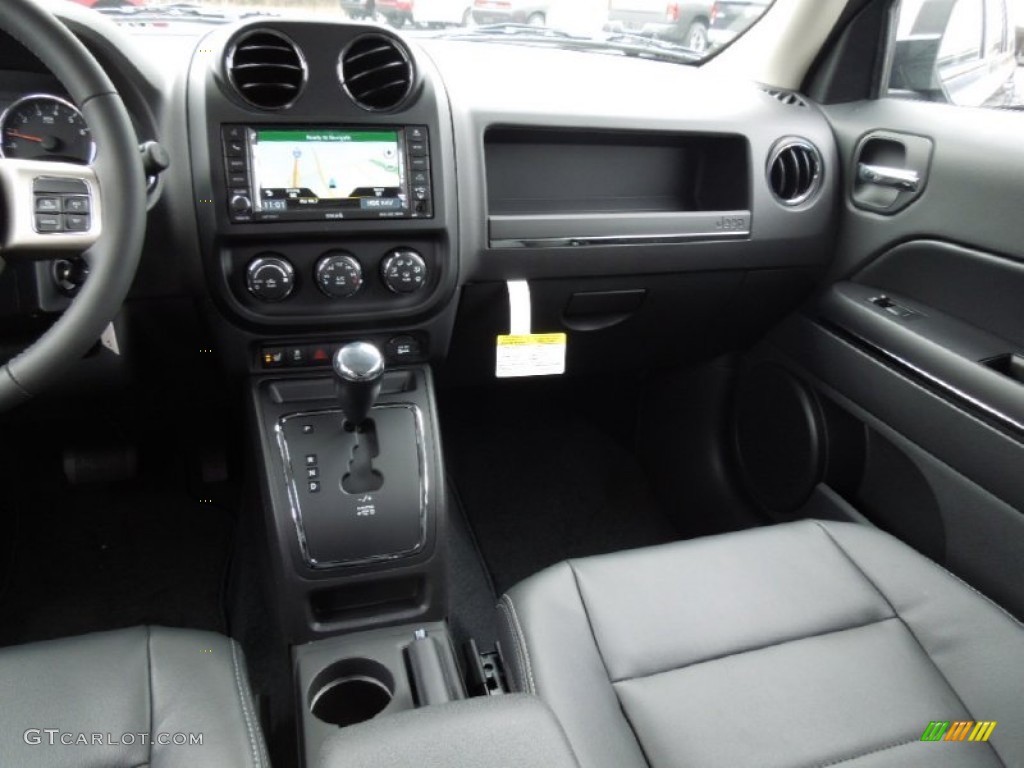 2013 Jeep Patriot Limited Dashboard Photos