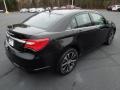 Black - 200 S Sedan Photo No. 5