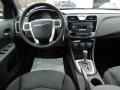 Black - 200 S Sedan Photo No. 16