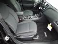 Black - 200 S Sedan Photo No. 20