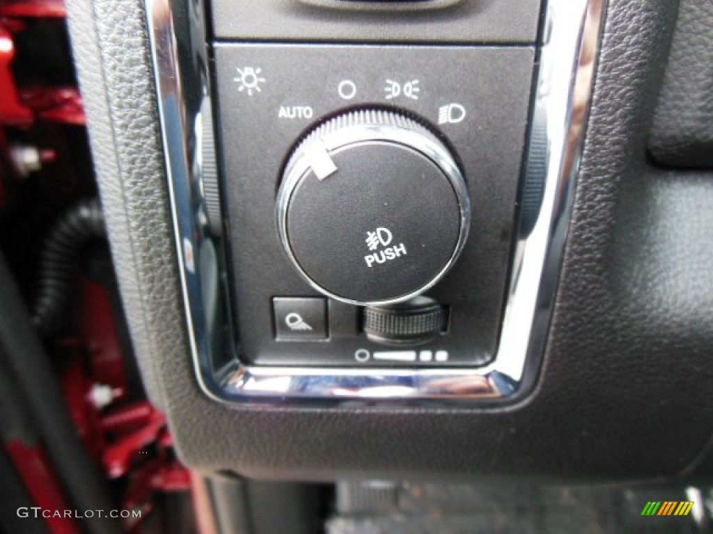 2013 Ram 1500 Laramie Crew Cab 4x4 Controls Photo #74028242