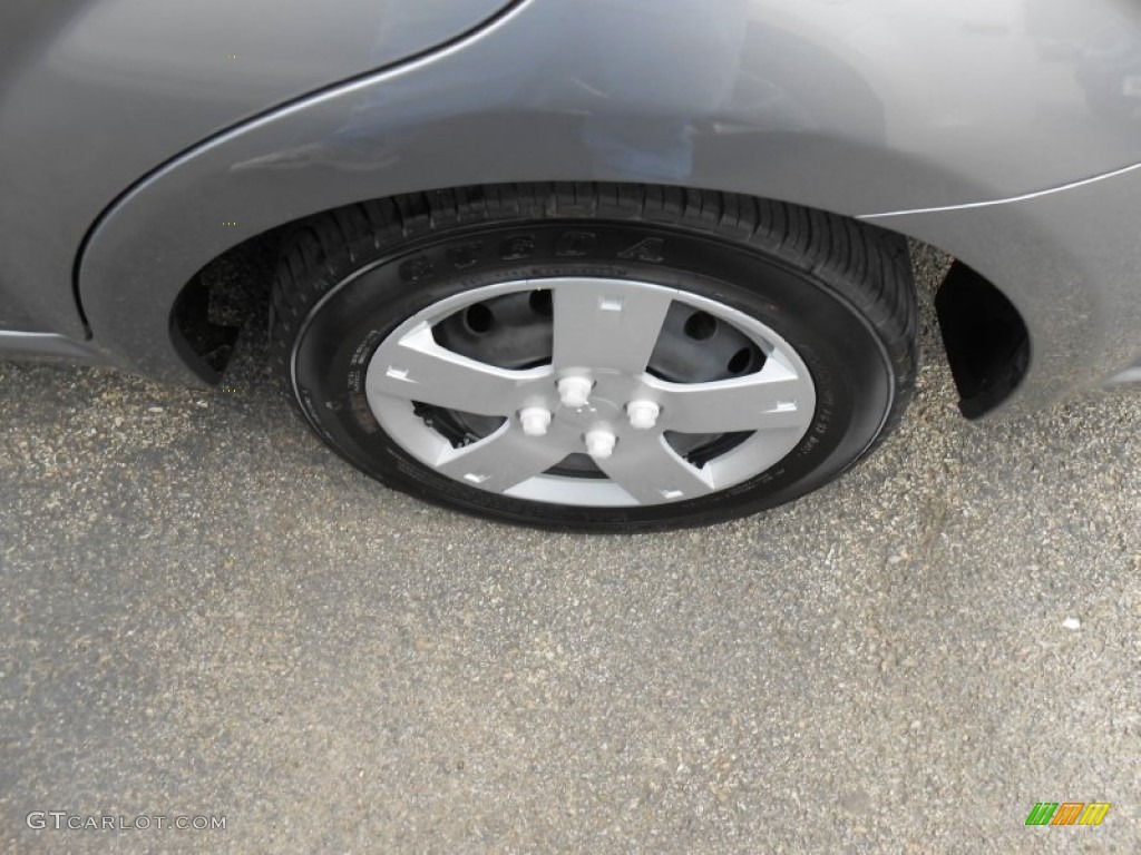 2010 Aveo LT Sedan - Medium Gray / Charcoal photo #9
