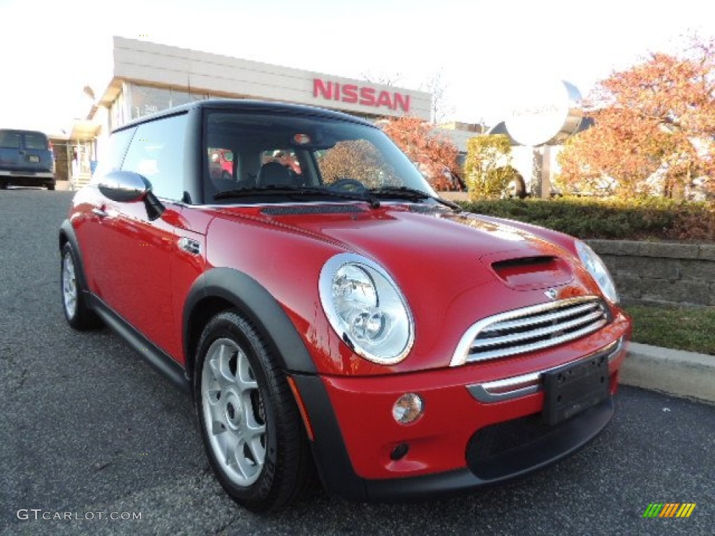 2006 Cooper S Hardtop - Chili Red / Black/Panther Black photo #1