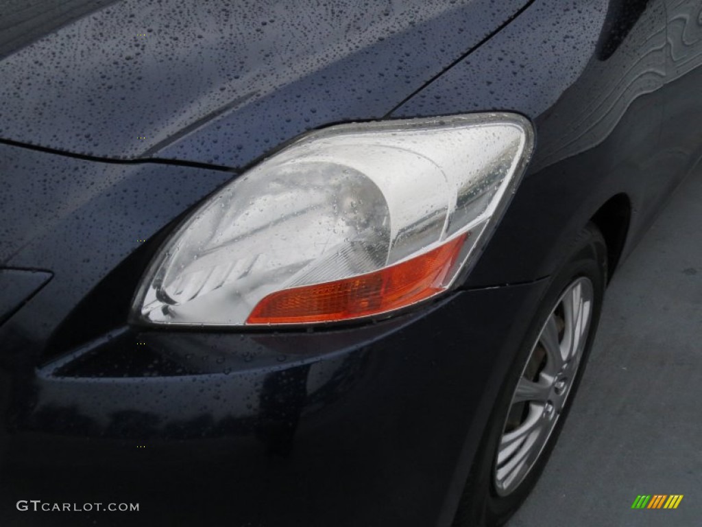 2007 Yaris Sedan - Nautical Blue Metallic / Bisque photo #8