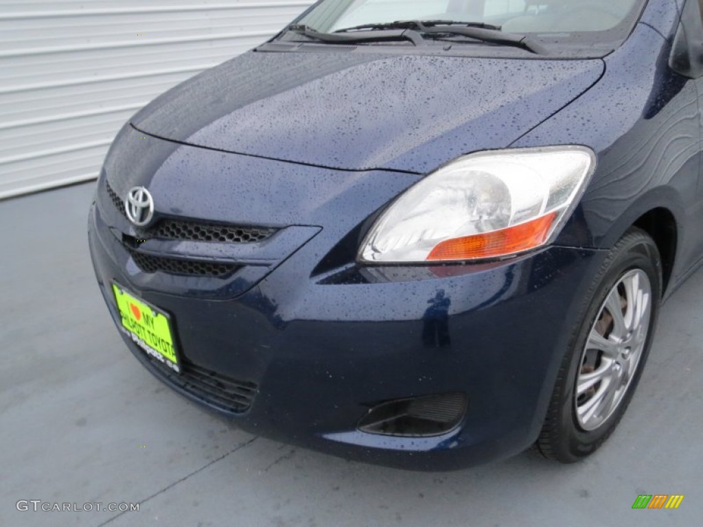 2007 Yaris Sedan - Nautical Blue Metallic / Bisque photo #9