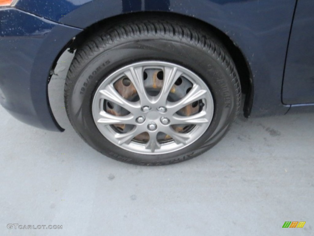 2007 Yaris Sedan - Nautical Blue Metallic / Bisque photo #10