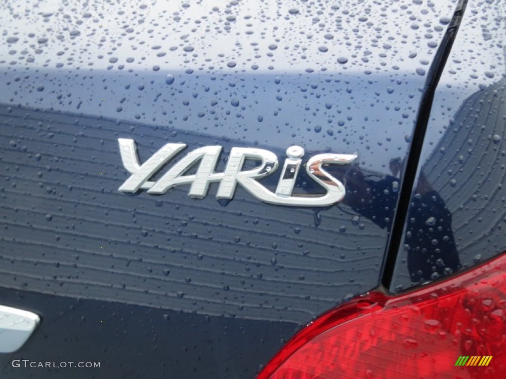 2007 Yaris Sedan - Nautical Blue Metallic / Bisque photo #18