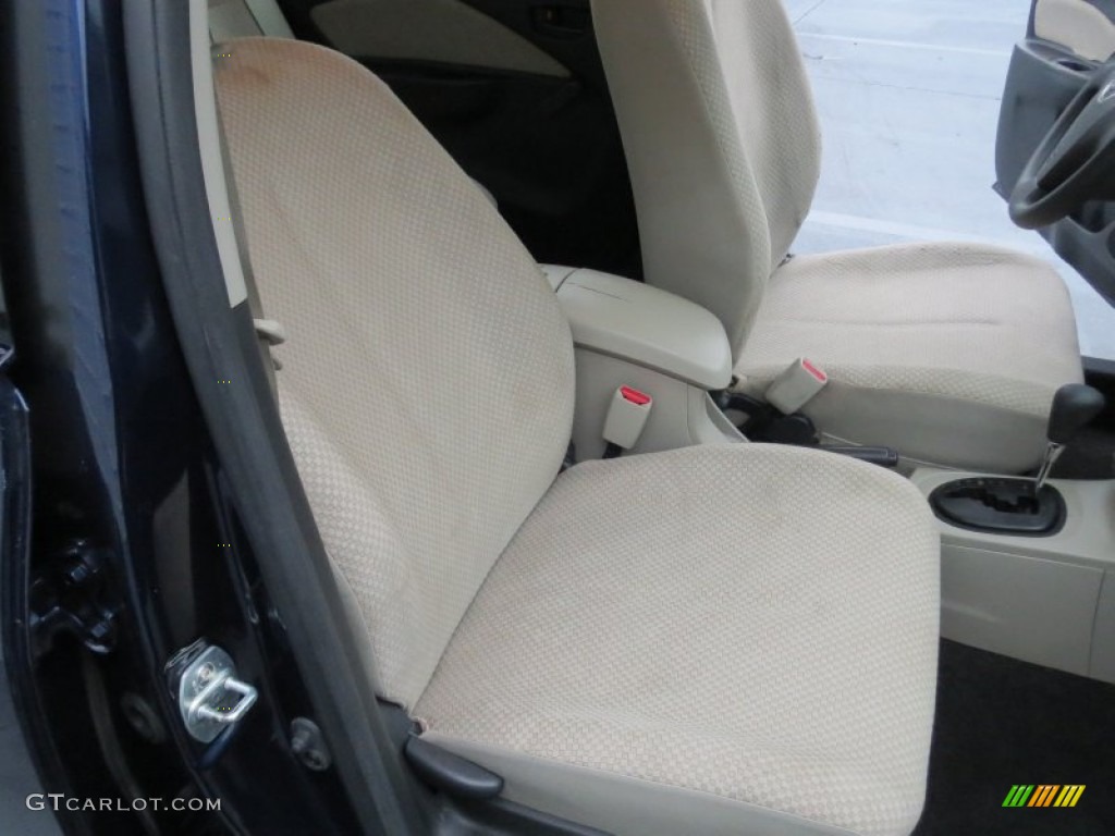 2007 Yaris Sedan - Nautical Blue Metallic / Bisque photo #27