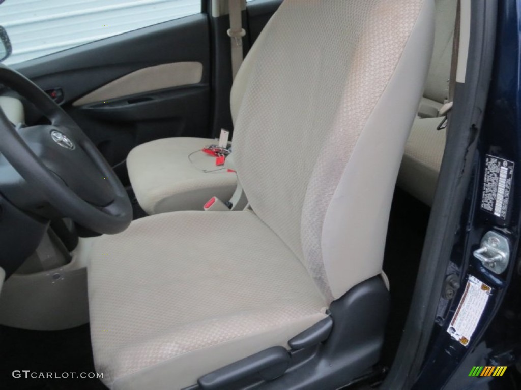 2007 Yaris Sedan - Nautical Blue Metallic / Bisque photo #35