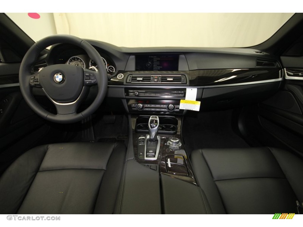 2013 BMW 5 Series ActiveHybrid 5 Black Dashboard Photo #74034375