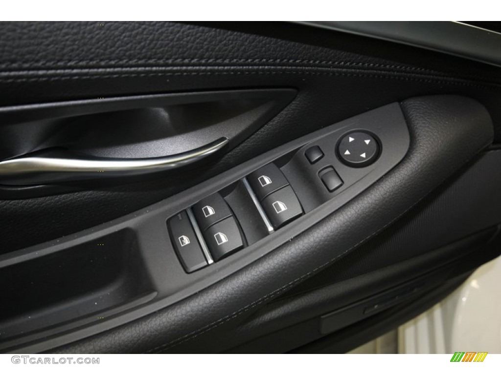 2013 BMW 5 Series ActiveHybrid 5 Controls Photo #74034525