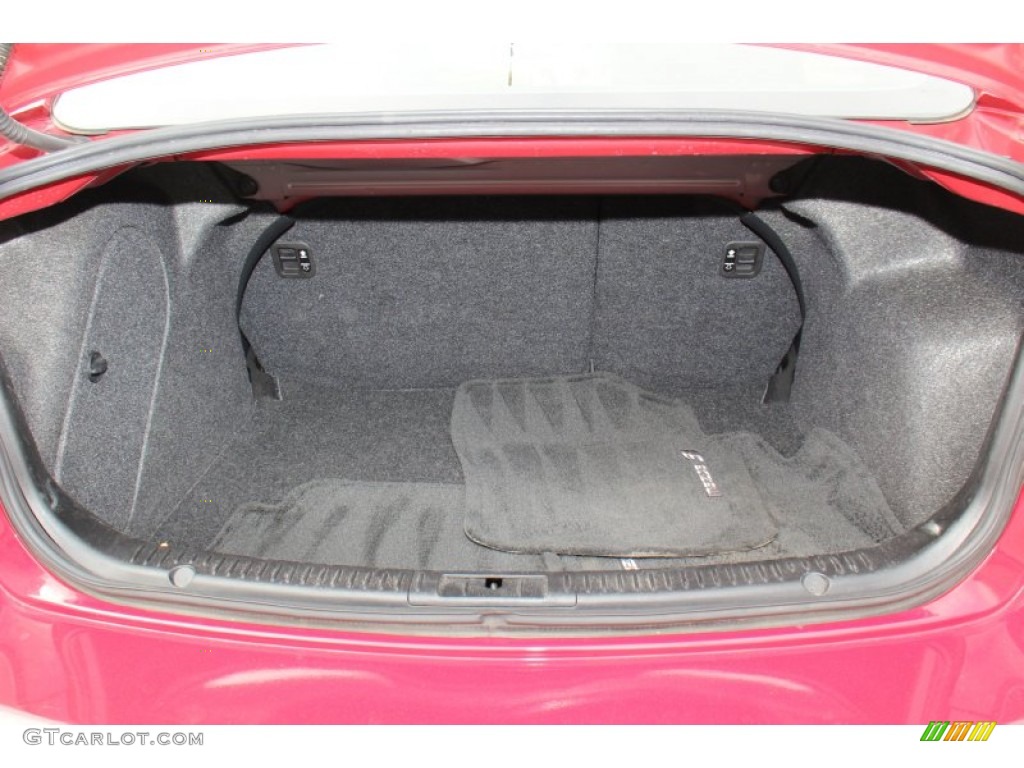 2006 Mazda MAZDA3 s Sedan Trunk Photos
