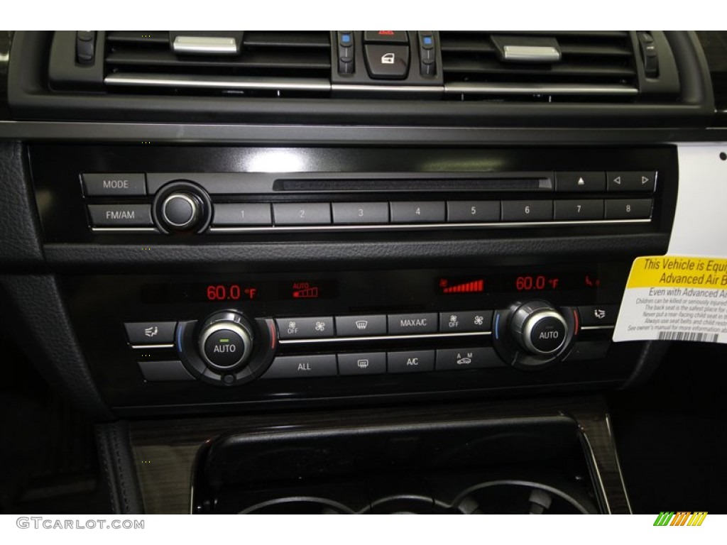2013 BMW 5 Series ActiveHybrid 5 Controls Photo #74034573