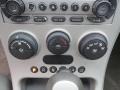 Light Gray Controls Photo for 2006 Chevrolet Equinox #74035140