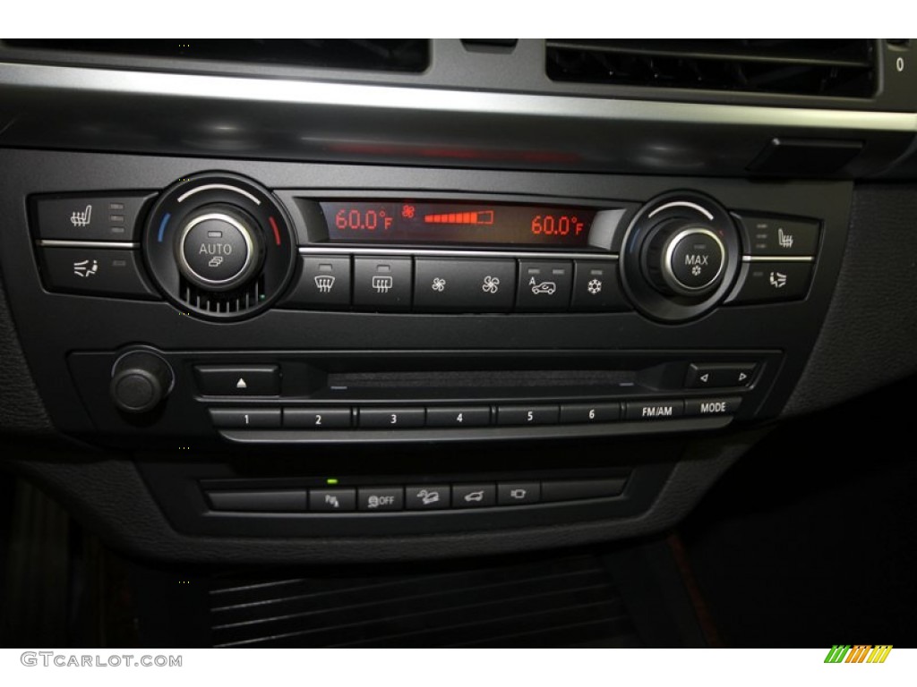 2013 BMW X5 xDrive 35i Premium Controls Photo #74035272