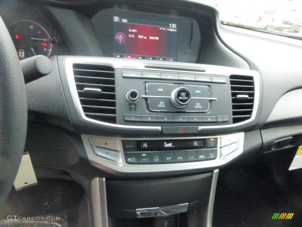 2013 Honda Accord LX-S Coupe Controls Photo #74036595