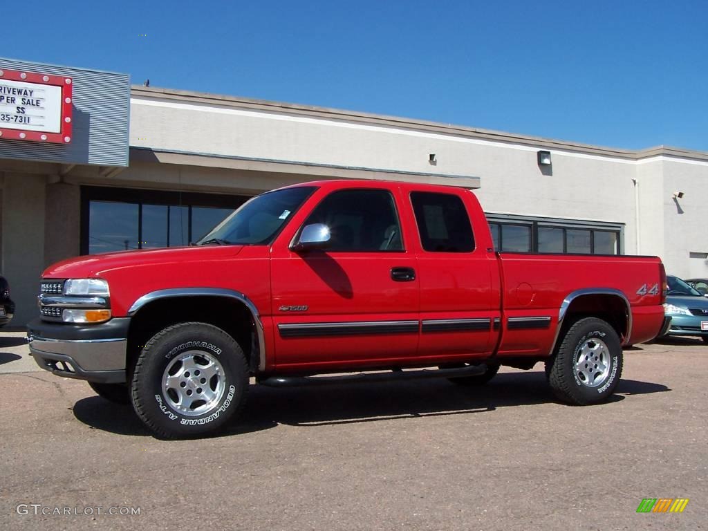 2001 Silverado 1500 LS Extended Cab 4x4 - Victory Red / Graphite photo #5