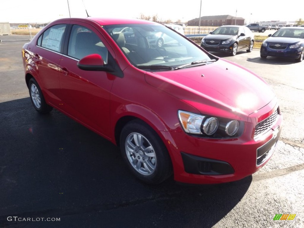 2013 Sonic LT Sedan - Victory Red / Dark Pewter/Dark Titanium photo #3
