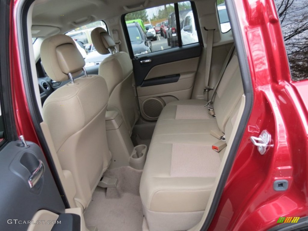 2013 Jeep Compass Latitude Rear Seat Photo #74040635