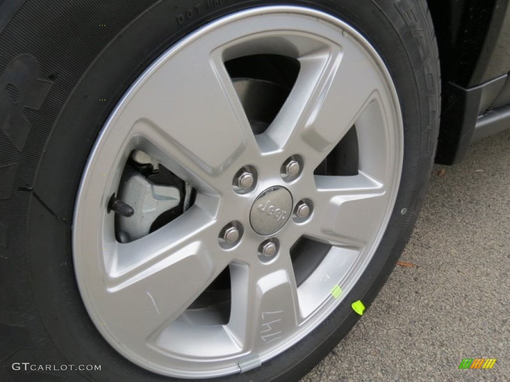 2013 Jeep Compass Latitude Wheel Photo #74041280