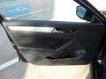Black - Passat 2.5L SE Photo No. 10
