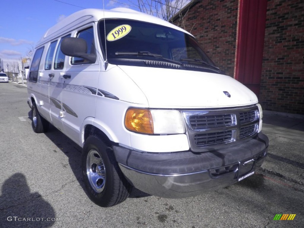Bright White 1999 Dodge Ram Van 1500 Passenger Conversion Exterior Photo #74042204